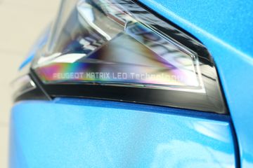 Voertuigafbeelding 8