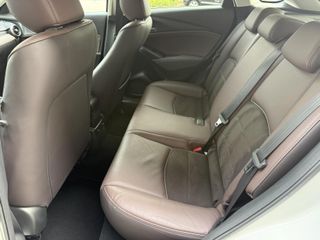 Voertuigafbeelding 8