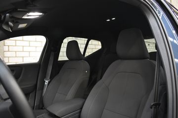 Voertuigafbeelding 3