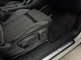 Voertuigafbeelding 42