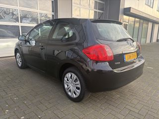 Voertuigafbeelding 3