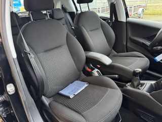 Voertuigafbeelding 15