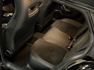 Voertuigafbeelding 24