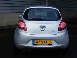 Voertuigafbeelding 4