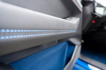 Voertuigafbeelding 23