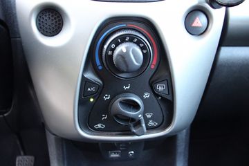 Voertuigafbeelding 16