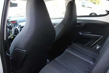 Voertuigafbeelding 8