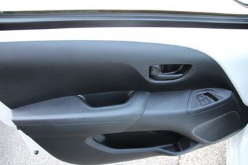 Voertuigafbeelding 9