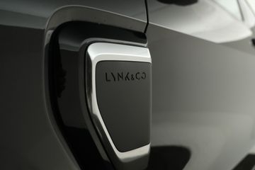 Voertuigafbeelding 6