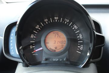 Voertuigafbeelding 24