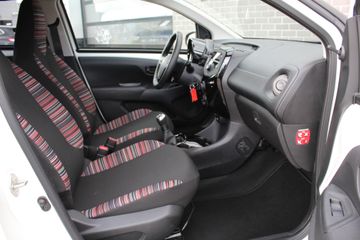 Voertuigafbeelding 8