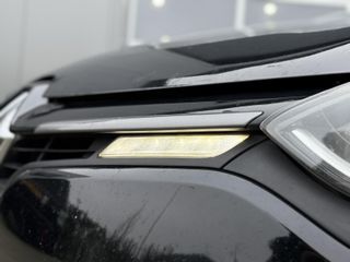 Voertuigafbeelding 16