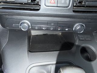 Voertuigafbeelding 44