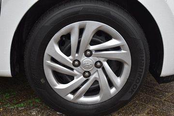 Voertuigafbeelding 9