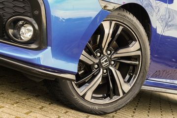 Voertuigafbeelding 12