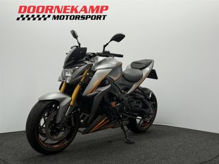 Voertuigafbeelding 6