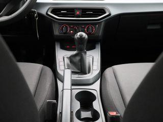 Voertuigafbeelding 9