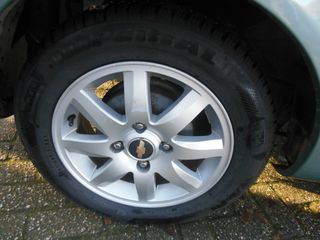 Voertuigafbeelding 13