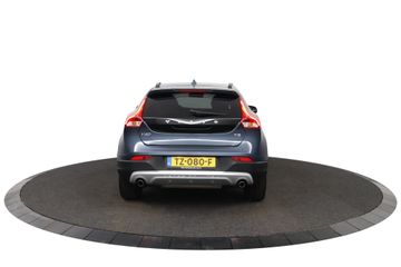 Voertuigafbeelding 6