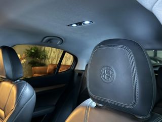 Voertuigafbeelding 27