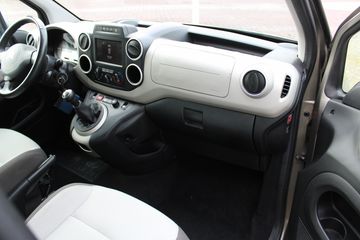 Voertuigafbeelding 11