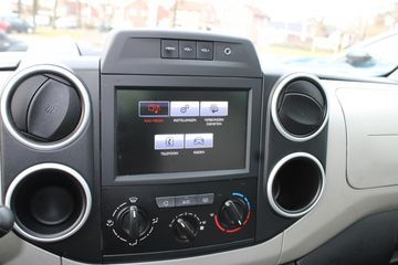 Voertuigafbeelding 12