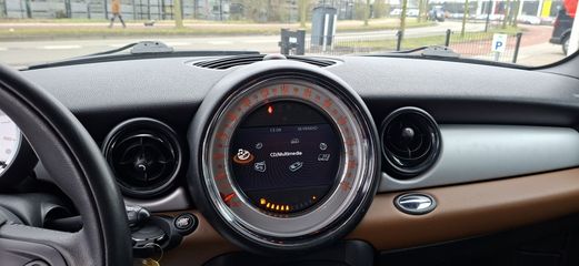 Voertuigafbeelding 12