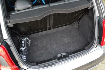 Voertuigafbeelding 12