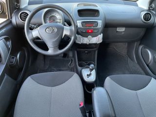 Voertuigafbeelding 9