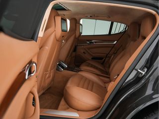 Voertuigafbeelding 8