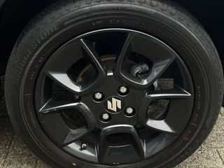 Voertuigafbeelding 5