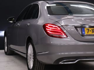 Voertuigafbeelding 8