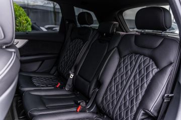 Voertuigafbeelding 13