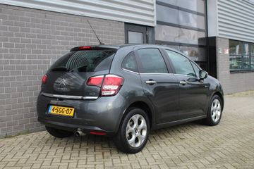 Voertuigafbeelding 4