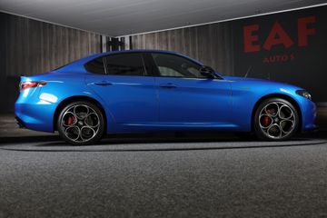 Voertuigafbeelding 32