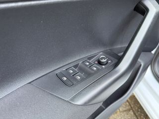 Voertuigafbeelding 36