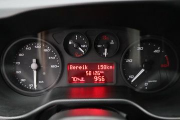 Voertuigafbeelding 3