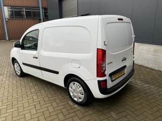 Voertuigafbeelding 2