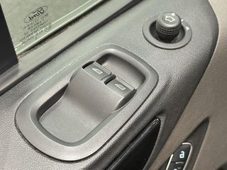 Voertuigafbeelding 37