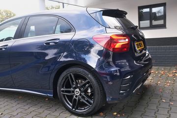 Voertuigafbeelding 8