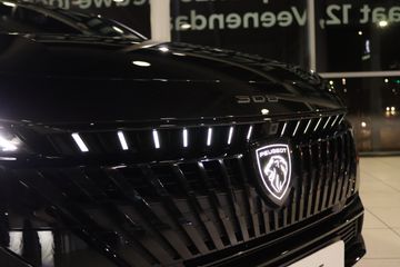 Voertuigafbeelding 5