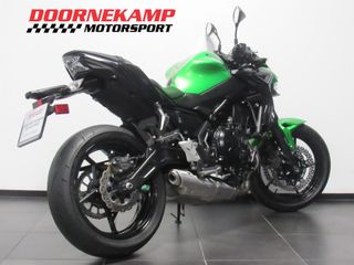 Voertuigafbeelding 5