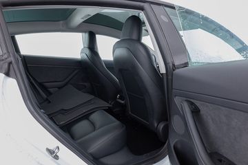 Voertuigafbeelding 7