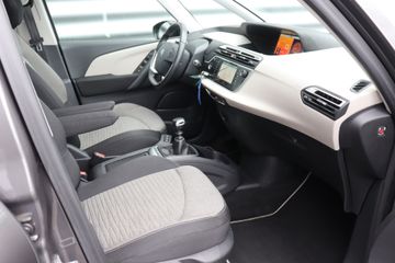 Voertuigafbeelding 19