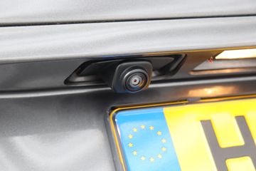 Voertuigafbeelding 9