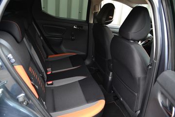 Voertuigafbeelding 12