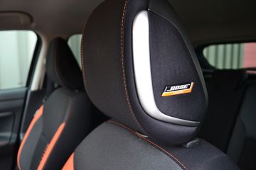 Voertuigafbeelding 8