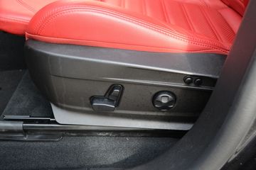 Voertuigafbeelding 13