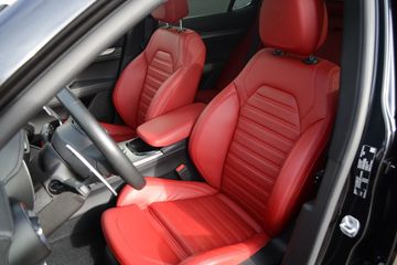 Voertuigafbeelding 14