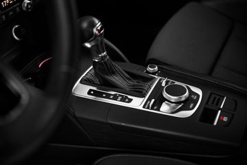 Voertuigafbeelding 11